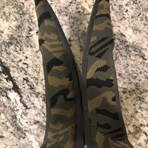 Steven by Steve madden Rosie camo flats - Picture 9 of 10